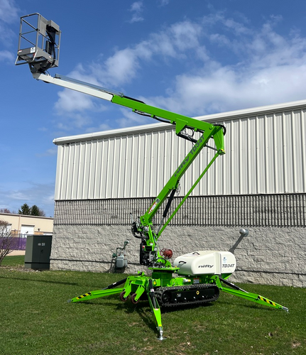 Self Propelled Aerial Lift - Tracked - 40ft - FOR SALE