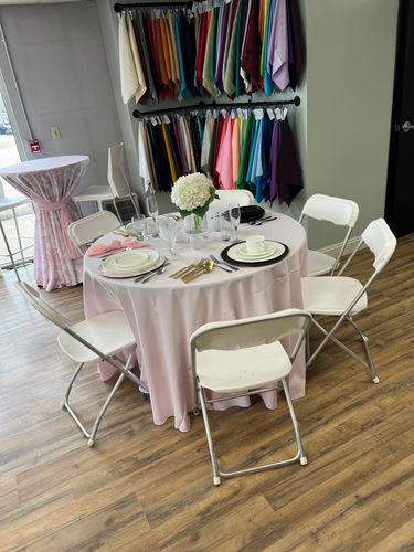 48 Round Table - Seats 4-6