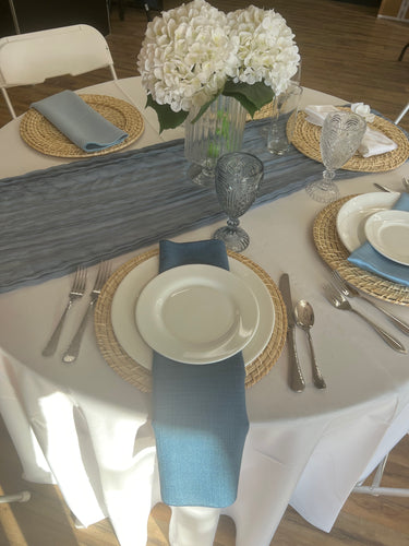 A dusty blue water goblet is the perfect addition to a place setting for a Cleveland wedding.