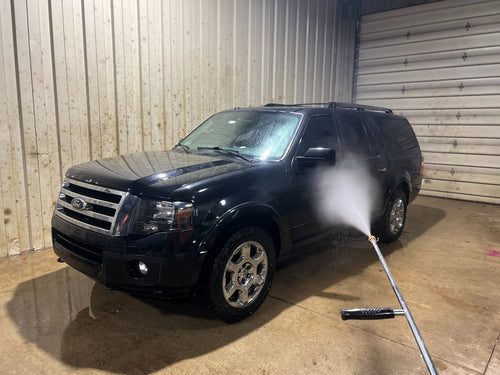 Pressure Wash Bay Rental - Rent our indoor hot water wash bay by the hour